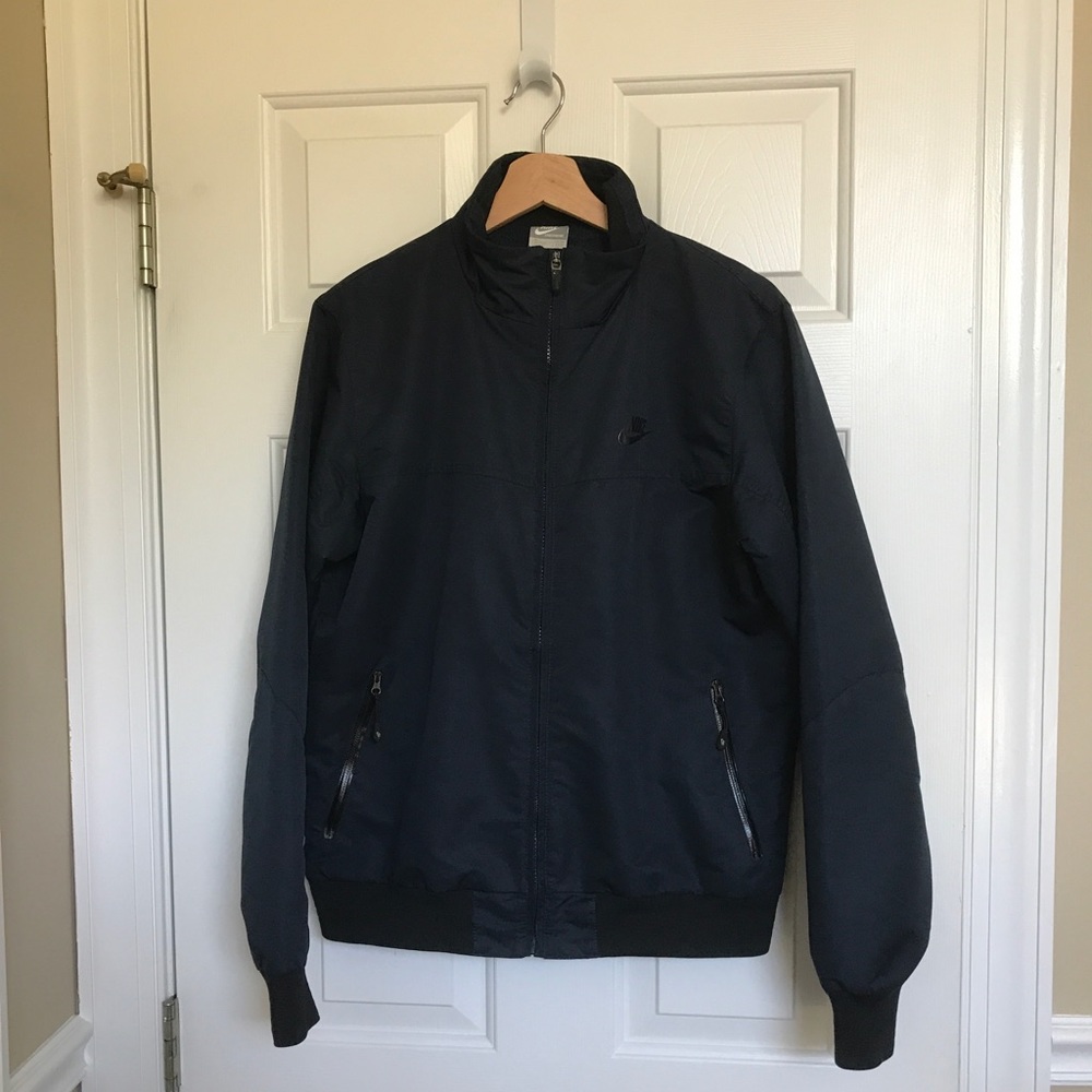 Nike Men’s Light Jacket